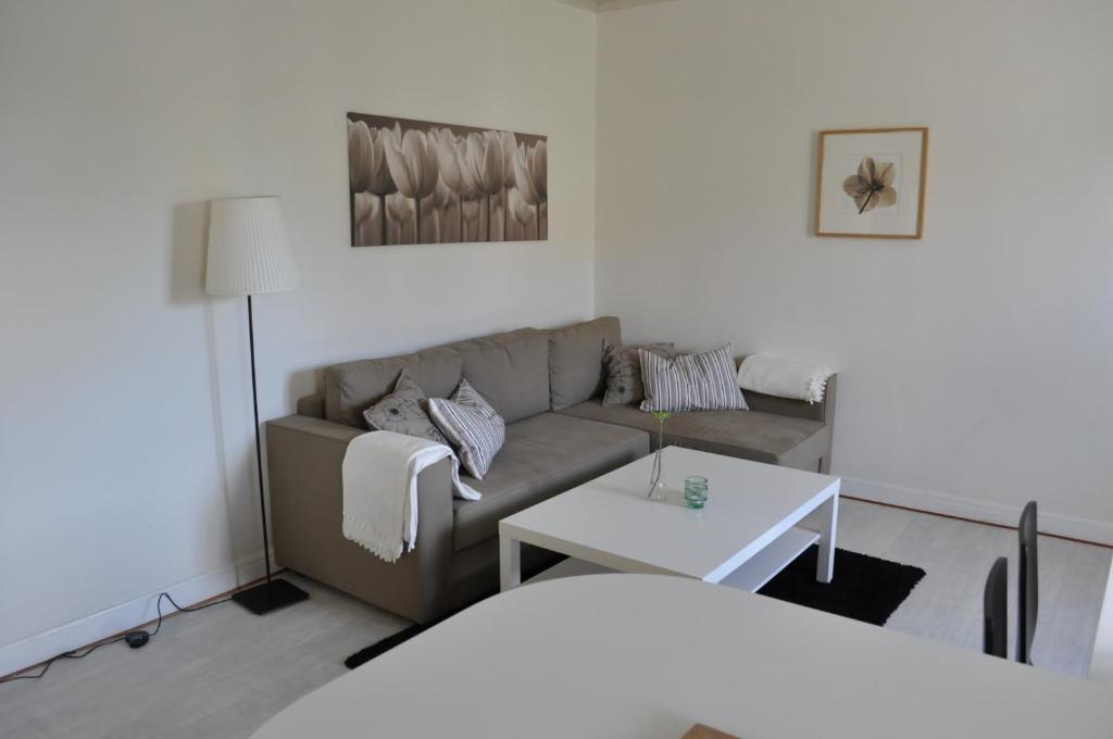 Stayhere Apartments Oerebro Quarto foto